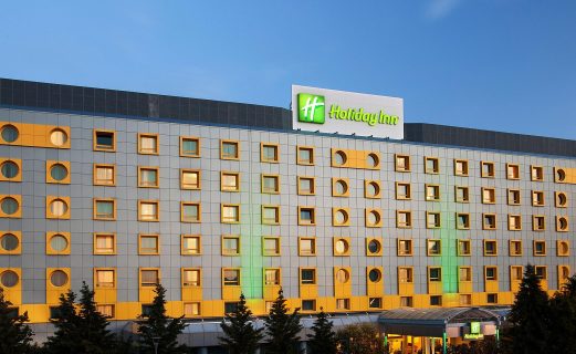 holiday-inn-scaled
